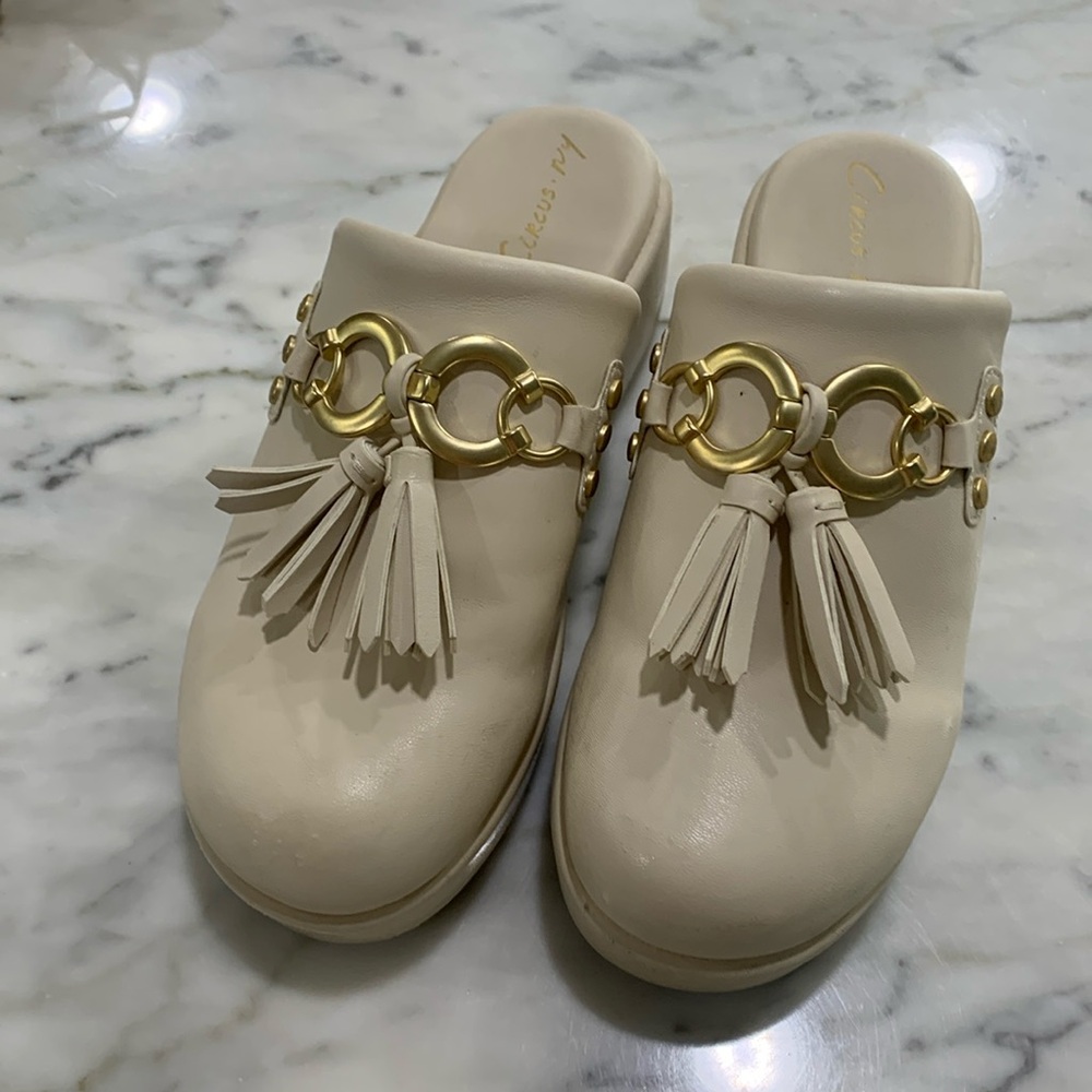 Circus NY Jinger Clogs